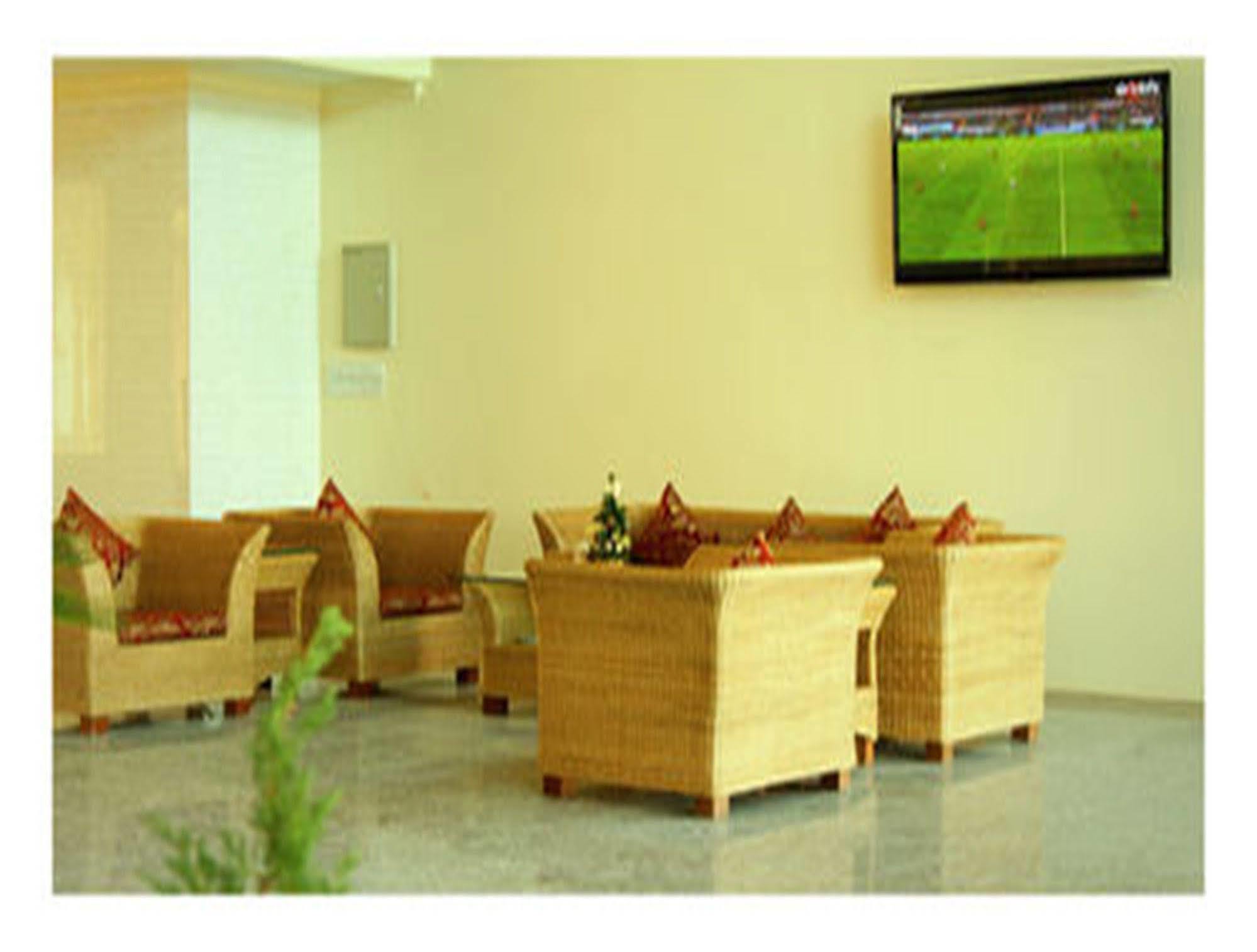 Myat Nan Yone Hotel Naypyidaw Exteriér fotografie