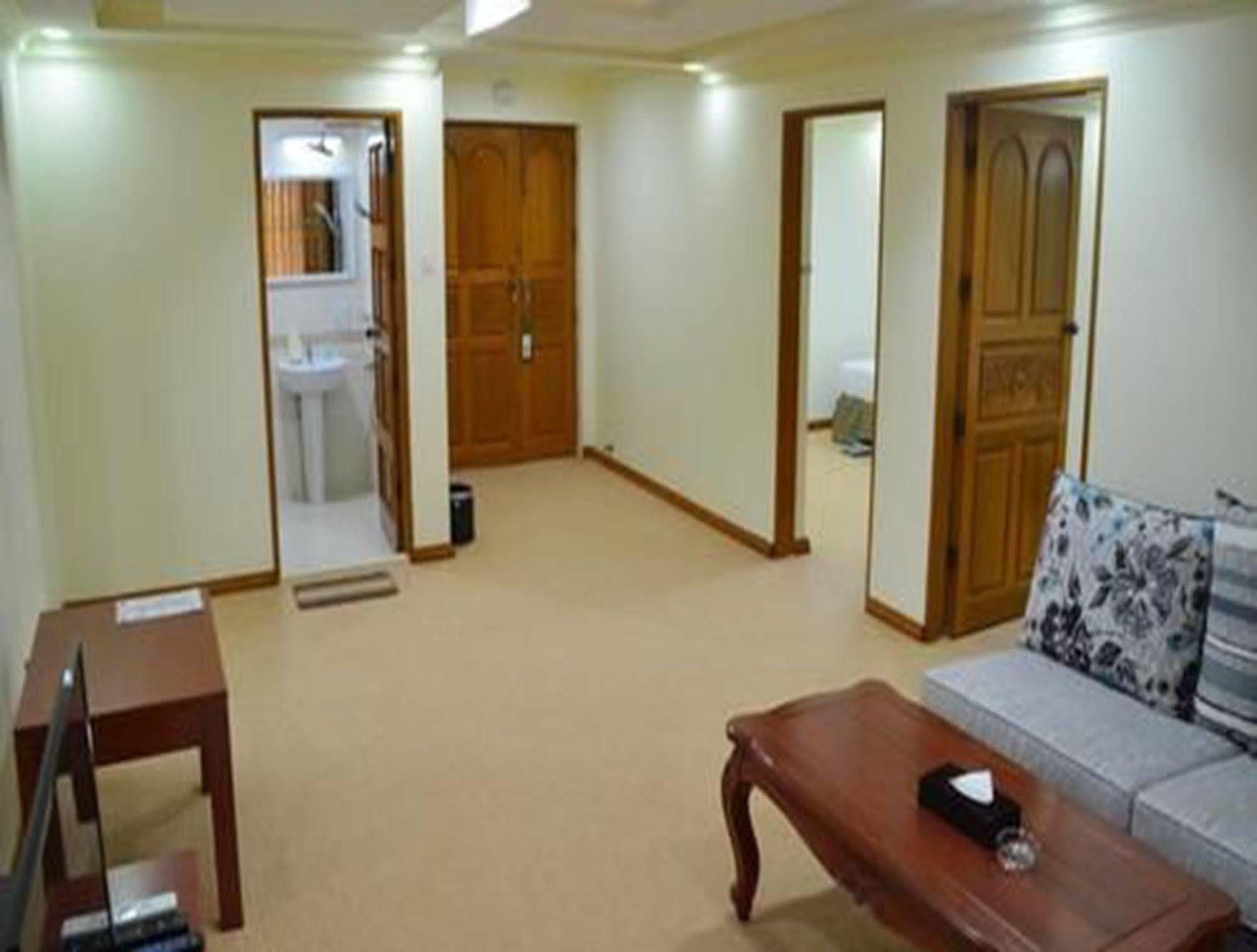 Myat Nan Yone Hotel Naypyidaw Exteriér fotografie