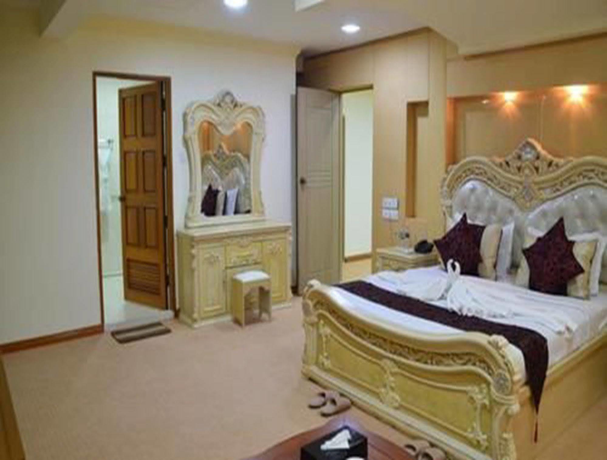Myat Nan Yone Hotel Naypyidaw Exteriér fotografie